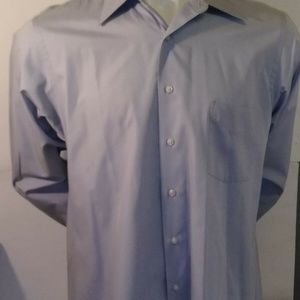Van Heusen Men's Long Sleeved Dress Shirt